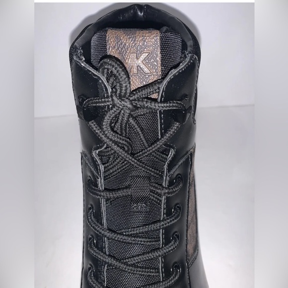 Michael Kors Women Wedge Sneaker Boots Black/Brown/white NWOB - Picture 12 of 12